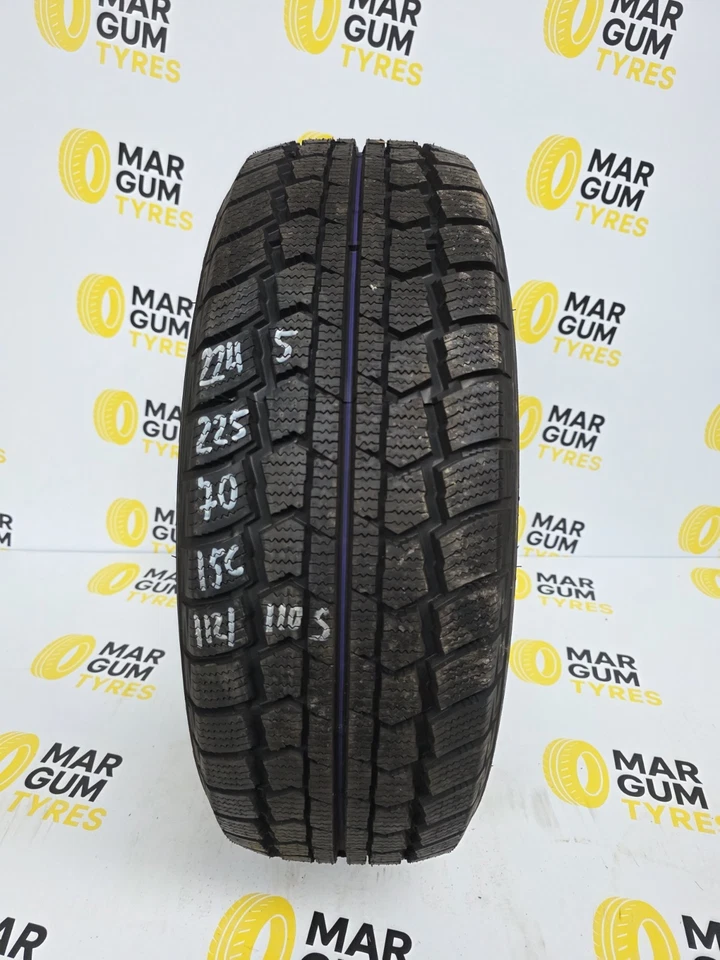 225 70 15 C LANDSAIL SNOWSTAR NEVER USED (2245) - Image 1 of 2