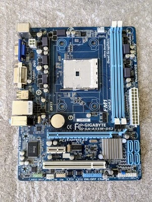Untested Gigabyte Motherboard Bundle 4GB RAM DDR3 GA-A55M-DS2 AMD Kit PC Parts - Image 1 of 4