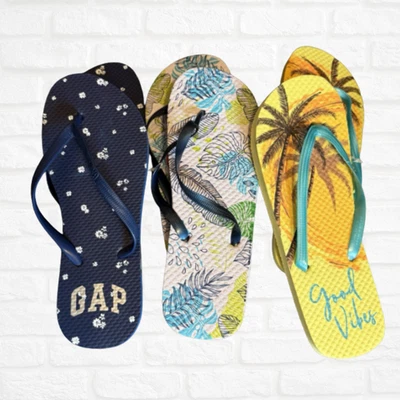 NUEVO Lote de 3 Chanclas para Mujer - GAP y Estampados Tropicales Talla M/L Vacaciones Crucero Foto 1 de 2