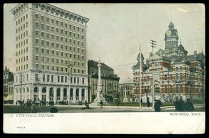 CITY HALL SQUARE - WINNIPEG, MAN POSTCARD - Picture 1 of 1