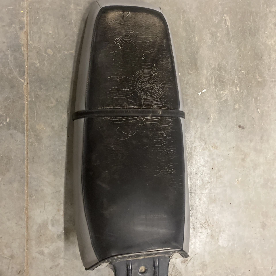 1996 KAWASAKI STS  XI 750 Jet Ski Pwc SEAT - Imagem 1 de 4