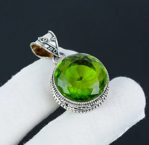 Peridot Gemstone Designer 925 Sterling Silver Pendant For Valentine's Day Gift - Picture 1 of 4