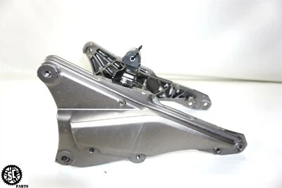 2011-2013 KAWASAKI NINJA Z1000 ЗАДНИЙ ПОДРАМНИК РЕЛЬСЫ СЛЕВА НАПРАВО - Изображение 1 из 4