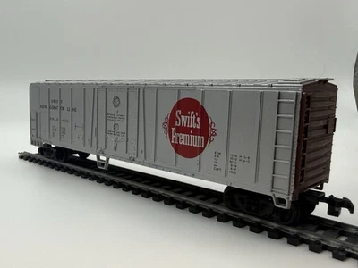 HO Bachmann Swift’s Premium Reefer SRLX 4244 – Knuckle Couplers – RTR – NICE - Image 1 of 4
