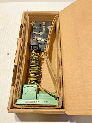 AMERICAN FLYER S GAUGE OPERATING  #761 SEMAPHORE 2 TRACK TRIPS + BOX  EX. - Image 1 of 4