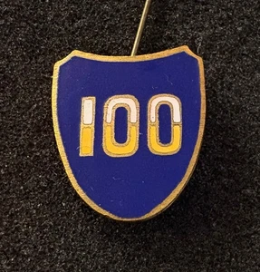 US Army 100th Division Patch Type PB Pinback NHM DUI DI Insignia Crest Pin - Picture 1 of 4