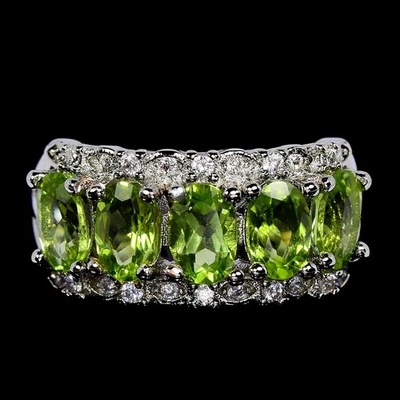 NATURAL AAA APPLE GREEN PERIDOT OVAL & WHITE CZ STERLING 925 SILVER RING 6.25-7 - Image 1 of 4