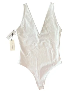 Neu mit Etikett Babaton Aritzia Contour Body tiefer V-Ausschnitt Größe XS weiß NEU - Bild 1 von 14