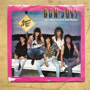 BON JOVI LIVIN ON A PRAYER/YOU GIVE LOVE A BAD NAME 7" 1987 UNIQUE ISSUE - 33/3 - Picture 1 of 1