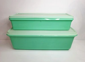Vintage Tupperware Jadeite Green Produce Keeper 782-8 and 892-1 Nesting Set of 2 - Picture 1 of 19