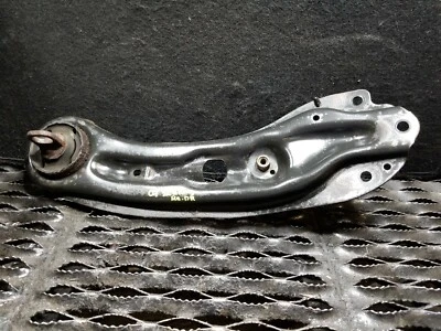 07 08 09 10 CHRYSLER SEBRING BRAZO DE CONTROL TRASERO LADO DEL CONDUCTOR IZQUIERDO OEM Foto 1 de 4