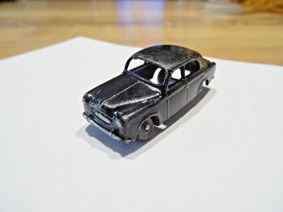 CIJ MICRO VEHICULE MINIATURE PEUGEOT 403 METAL JOUET ANCIEN 1960 S BOITE  PHOTOS - Photo 1/4