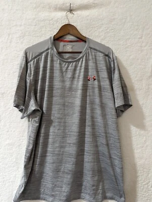 Camiseta Under Armour Coolswitch Run Podium cinza HeatGear 2XL - Imagem 1 de 4