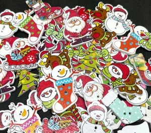 50 Wooden Christmas Buttons - Sewing, Crafts, Card Making - Tree, Stocking 1435 - Picture 1 of 2