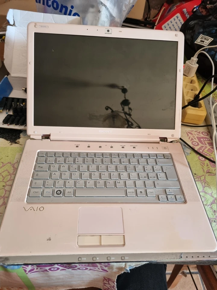 0484-PC Portatile Sony Vaio Rosa PCG-5G2M - Immagine 1 di 1