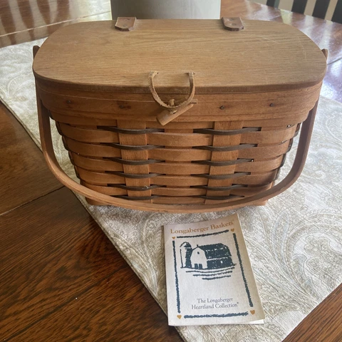 1993 LONGABERGER HEARTLAND PURSE BASKET Cover