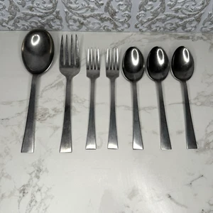 Vintage Nasco KRONOR  Stainless Steel Flatware 7 Pieces Forks & Spoons Serving - Picture 1 of 5