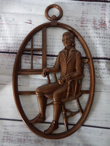 Syroco Inc. Colonial Man Smoking Pipe Wooden Oval Wall Hanging 3D Plaque Cover