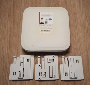 Fortinet FortiAP U421EV Bezprzewodowy punkt dostępowy Wi-Fi 5, 2,5 GHz, 5 GHz - Zdjęcie 1 z 3