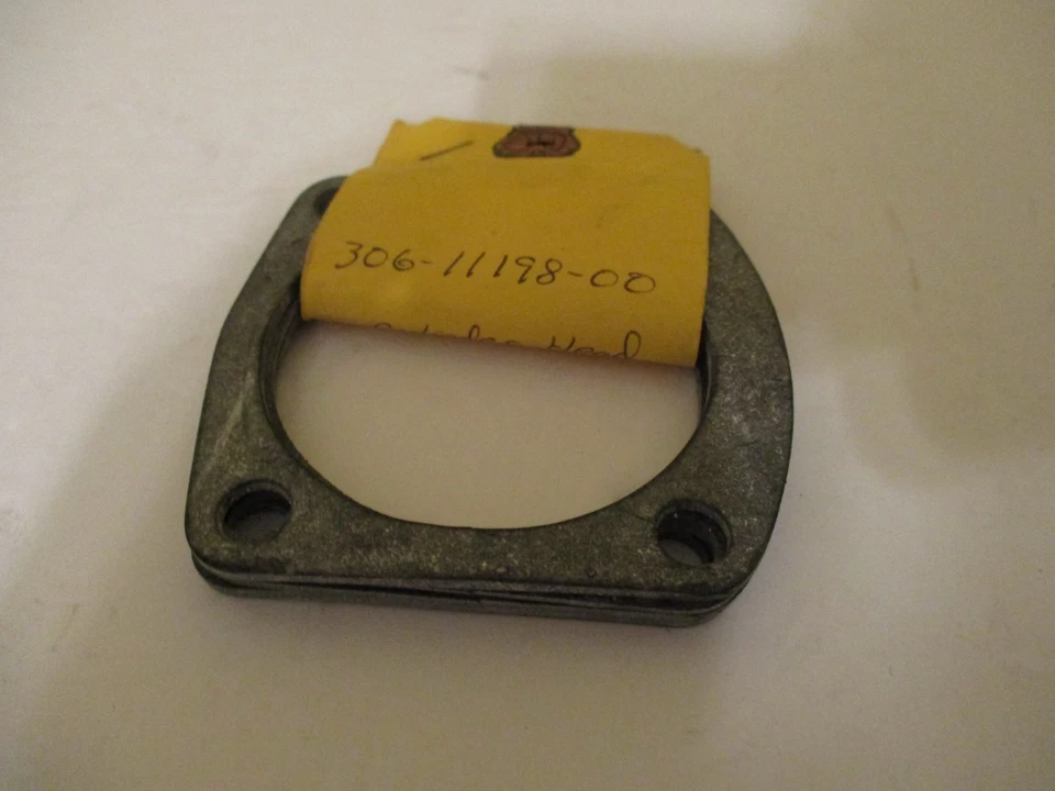 NOS 4 YAMAHA  MOTORCYCLE  DECOMPRESSION VALVE GASKETS  XS1-XS2-TX650-XS650 — 第 1/1 张图片