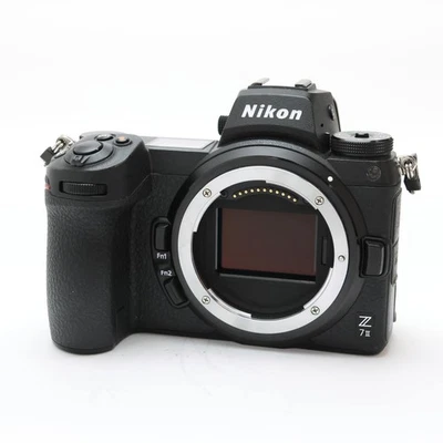 Nikon Z7II 45.7MP Spiegellose Vollformat Digitalkamera Body #370 - Bild 1 von 4