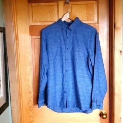 Marc Anthony Linen Blend Slim Fit Sz. XL Blue with repeating details Dress Shirt - Image 1 of 4