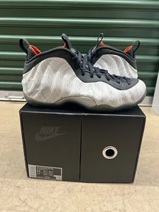 Nike Tekken 8 x Air Foamposite One PRM Jin Kazama Talla 9.5 TOTALMENTE NUEVAS HF6367-001 - Imagen 1 de 7
