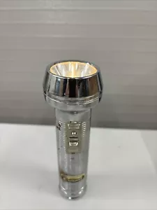 TORCIA SPORTIVA RAYOVAC VINTAGE 2 CELLE S21F Funzionante - Foto 1 di 8