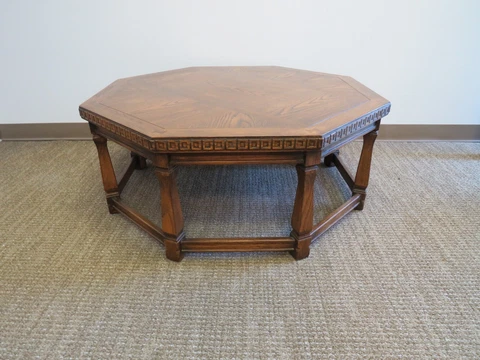 Romweber Viking Oak Octagon Coffee Table -execellent Cover