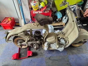 Lambretta LD 150 Scooter Project ( restoration not complete) - Picture 1 of 9