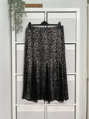 M&S Ladies Velvet Devore Flare Midaxi Skirt UK 16 Lined Pull On Elastic Waist - Image 1 of 4