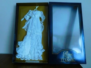 Franklin Mint Titanic Rose The White Dressing Gown with COA - Picture 1 of 4