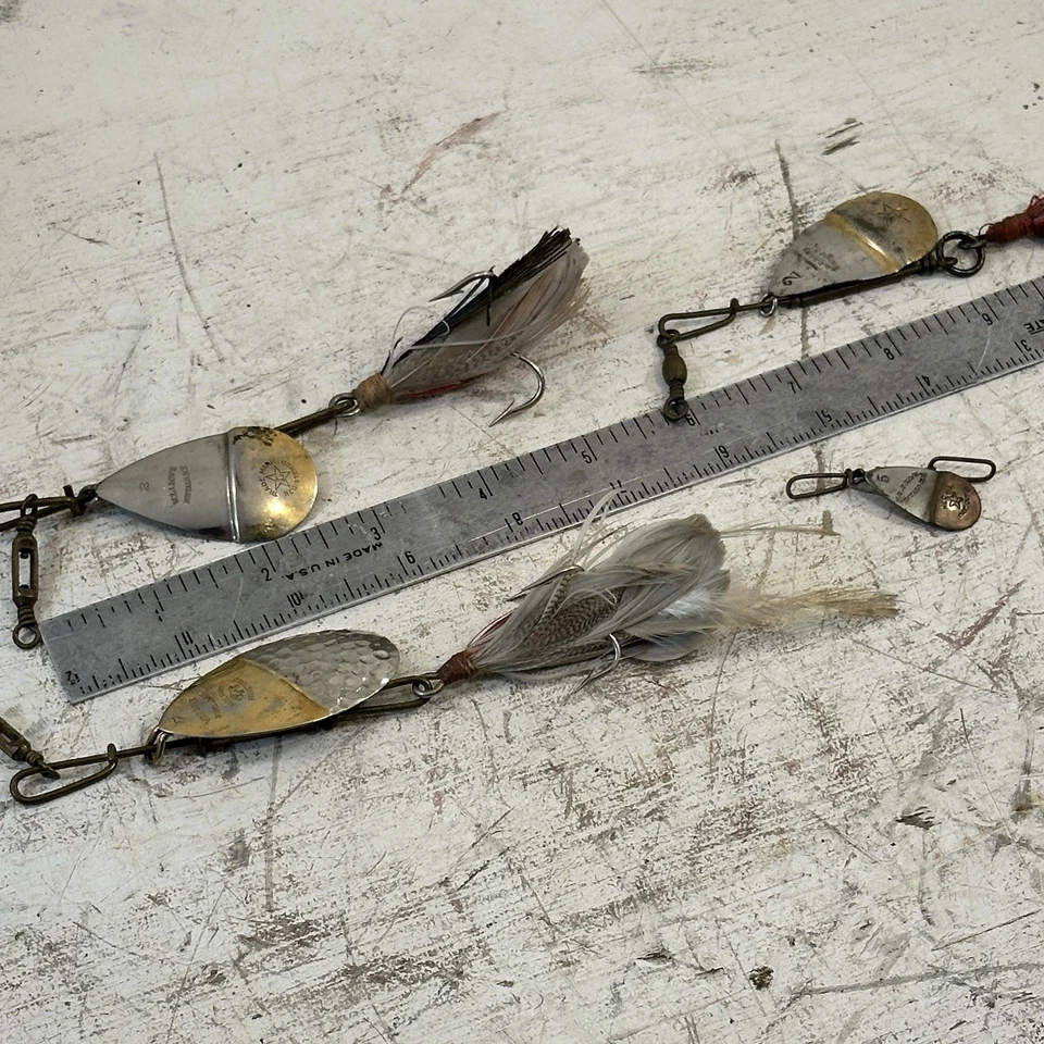 Lot Of 4 Vintage W.T.J. Lowe Buffalo NY Musky Pike Bass Spinner Fishing Lures - Image 1 of 4