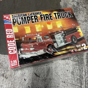 AMERICAN LAFRANCE PUMPER FIRE TRUCK MODEL KIT 1/25 SCALE AMT ERTL NEW 31637 - Picture 1 of 6