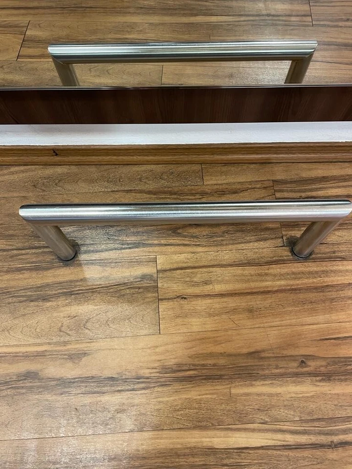 fußstützen, Friseur, Fußablagen Gebraucht - Bild 1 von 1