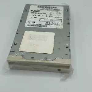 White NEC 100MB Internal IDE 3.5 Zip Disk Drive FZ110-A 134-507313-028-1 0908WD - Picture 1 of 5