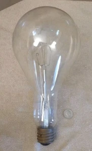 Lampadina enorme vintage Sylvania 120 volt 1000 watt - Foto 1 di 10