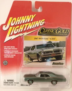 2002 Johnny Lightning "Classic Gold" 1967 Pontiac GTO - Picture 1 of 7