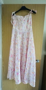 BNWT Ego Official Floral Printed Dress - Size large/12 - Picture 1 of 7