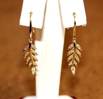 Difícil de encontrar Pendientes colgantes LeVian de oro amarillo de 14 k hoja de diamante [115WEI] Foto 1 de 4