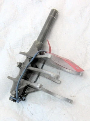 Вилки переключателя передач Kawasaki 1986 ZG1000 ZG Concours 1000 - Изображение 1 из 4