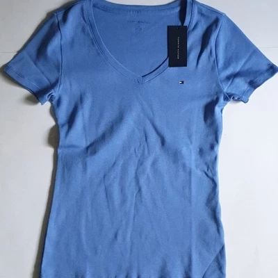 TOMMY HILFIGER флаг логотип футболка v-образным вырезом женщин размер S M L XL 2XL черный красный темно-синий - Изображение 1 из 4