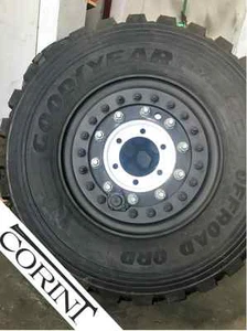 365/85R20 GOODYEAR ORD MIT ADAPTERPLATTE UND HUTCHINSON ALUFELGE FÜR UNIMOG - Bild 1 von 11