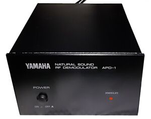 Yamaha APD-1 Natural Sound RF Laserdisc AC-3 Demodulator LD