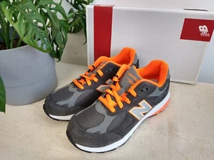 New Balance Big Kids(GS) 990 KJ990GOG New In Box size 5-7 - Picture 1 of 7