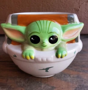 Star Wars - Mandalorian - The Child Baby Yoda 20 oz Ceramic Coffee Mug - Picture 1 of 12