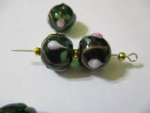 16 perle di vetro bordate oro verde smeraldo 12x11 mm torta nuziale NL1 - Foto 1 di 3