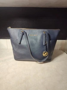 NEW Michael Kors Large Jet Set Top Zip Saffiano Leather Tote Navy Blue 30F2GTTTL - Picture 1 of 15