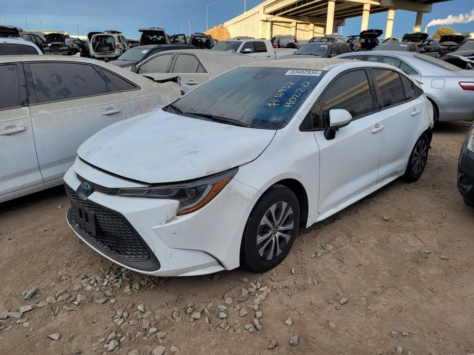 2022 Toyota Corolla Automatic Transmission OEM 112K Miles - LKQ402929697 - Image 1 of 4