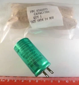 Plessey Capacitor Electrolytic 4700uF 16V DC NSN 10C 6266075 MBL1-02 - Picture 1 of 5